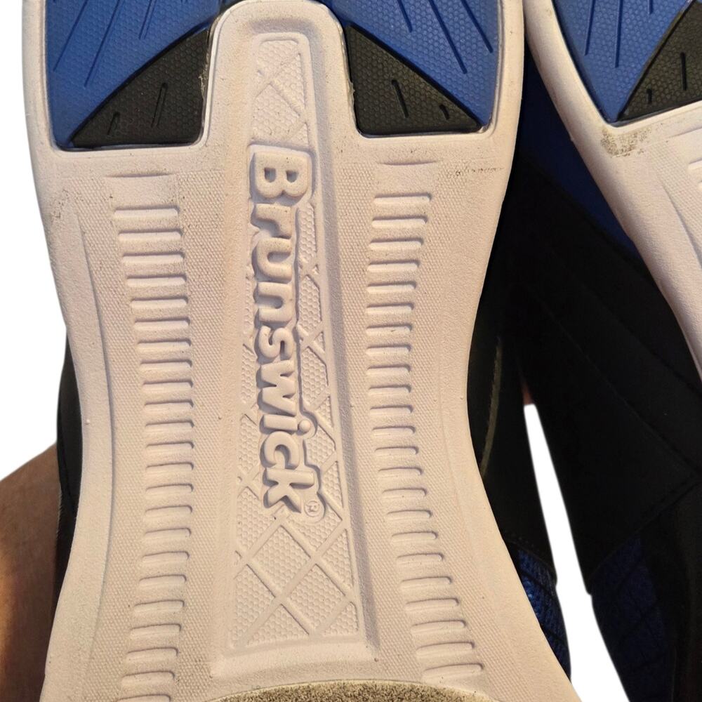 Brunswick Bowling Shoes Frenzy men's sz 12 Great condition! Black & Royal Blue - Picture 7 of 11